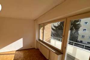 Helle 1-Zimmer-Wohnung mit Balkon und EBK in München-Laim / U5 Friedenheimer Straße  – Justinus-Kerner-Straße XX, 80686 Friedenheim, München – Vorschaubild 2