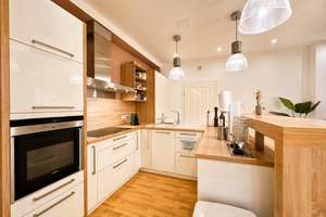 Haus im Haus – Stilvolle Altbauwohnung mit eigenem Eingang zw. RÜ und Bergerhausen | PROVISIONSFREI – 45136 Rüttenscheid, Essen – Vorschaubild 4