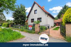 Gestalten Sie Ihr Traumhaus: Haus mit Keller & viel Entwicklungspotenzial – Die vollständige Adresse der Immobilie erhältst du vom Anbieter., 13057 Falkenberg, Berlin – Vorschaubild 4