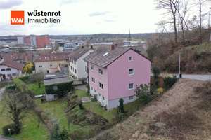 Gepflegtes Dreifamilienhaus in ruhiger Lage Deggendorf – ideal für Eigennutzer & Kapitalanleger – Die vollständige Adresse der Immobilie erhältst du vom Anbieter., 94469 Deggendorf – Vorschaubild 3