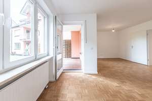Großzügige 3-Zimmer Wohnung mit Terrasse in ruhiger Lage – Die vollständige Adresse der Immobilie erhältst du vom Anbieter., 81739 Waldperlach, München – Vorschaubild 2