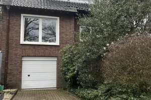 Renoviertes Einfamilienhaus mit 6 Zimmern in Stolberg (Rheinland) – Otto-Lilienthal Str. 1, 52222 Stolberg (Rheinland) – Vorschaubild 2