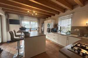 *RESERVIERT*
Behagliches Wohnhaus mit sichtbaren Holzbalkendecken – Südwestpfalz (Kreis) – Vorschaubild 2