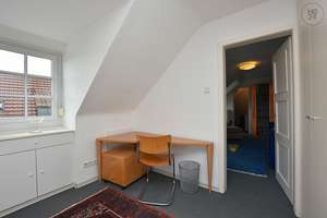 Schön möblierte DG-Wohnung in toller Wohnlage im Stuttgarter Westen – Die vollständige Adresse der Immobilie erhältst du vom Anbieter., 70193 Vogelsang, Stuttgart – Vorschaubild 9