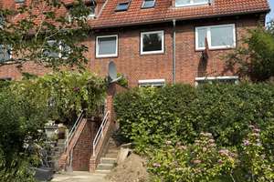 Schmuckstück mit zauberhaftem Garten 2,5 Zimmer in Kiel-Elmschenhagen  – Tiroler Ring 442, 24147 Elmschenhagen, Kiel – Vorschaubild 2