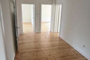 Helle, großzügige, frisch renov. 3,5-Zi.-Whg. mit 2 Balkonen & Gartennutzung in HH-Marienthal – Luisenstrasse 18, 22034 Marienthal, Hamburg – Vorschaubild 5