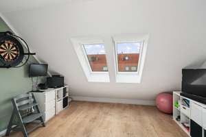 Bremen - Arsten | Modernes 5-Zimmer-Reihenhaus mit Terrasse und Garten in ruhiger Lage – Die vollständige Adresse der Immobilie erhältst du vom Anbieter., 28279 Arsten, Bremen – Vorschaubild 16