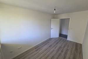 Helle und großzügige 4-Zimmer-Wohnung mit Balkon in bester Lage – ideal für Familien! – 80993 Alt-Moosach, München – Vorschaubild 7