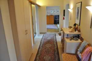KAPITALANLAGE oder MEHRGENERATIONENHAUS:
TEILMODERNISIERTES DREIFAMILIENHAUS + GARTEN + DOPPELGARAG – Schwäbisch Hall (Kreis) – Vorschaubild 3