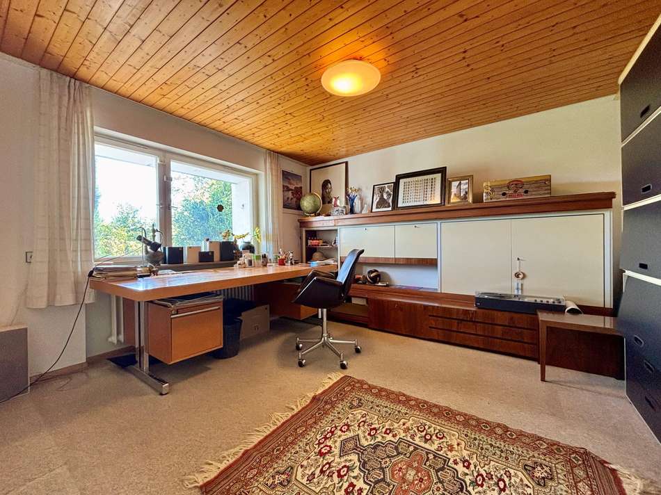 Büro UG