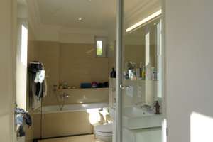 Super geschnittene, helle 4 Zimmer Wohnung mit Balkon! Neuhausen/Nymphenburg! – Nibelungenstraße 55a, 80639 Nymphenburg, München – Vorschaubild 27