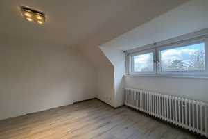 Neues Heim, Glück allein: Freistehendes Einfamilienhaus in idyllischer Lage in Düsseldorf-Unterbach – Düsseldorf – Vorschaubild 9
