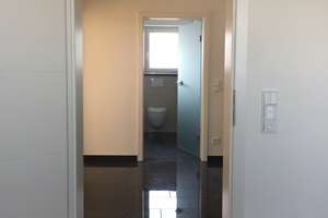 Moderne DHH in Augsburg-Göggingen mit unverbaubarem Wiesenblick – Die vollständige Adresse der Immobilie erhältst du vom Anbieter., 86199 Göggingen-Süd, Augsburg – Vorschaubild 5