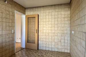 Sonniges Familienhaus mit Garten, Fernblick & Potenzial – Heilbronn-Klingenberg – Die vollständige Adresse der Immobilie erhältst du vom Anbieter., 74081 Klingenberg, Heilbronn – Vorschaubild 13