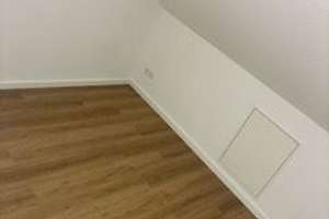Top DG-Wohnung, große Küche, Gäste WC + Fenster, Abstellraum und Fernblick über Barmen – Heidter Berg 25, 42283 Heckinghausen, Wuppertal – Vorschaubild 4