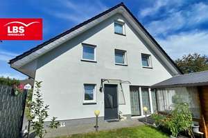 Exklusives Einfamilienhaus mit Einliegerwohnung und Doppelgarage – Die vollständige Adresse der Immobilie erhältst du vom Anbieter., 49477 Ibbenbüren – Vorschaubild 8