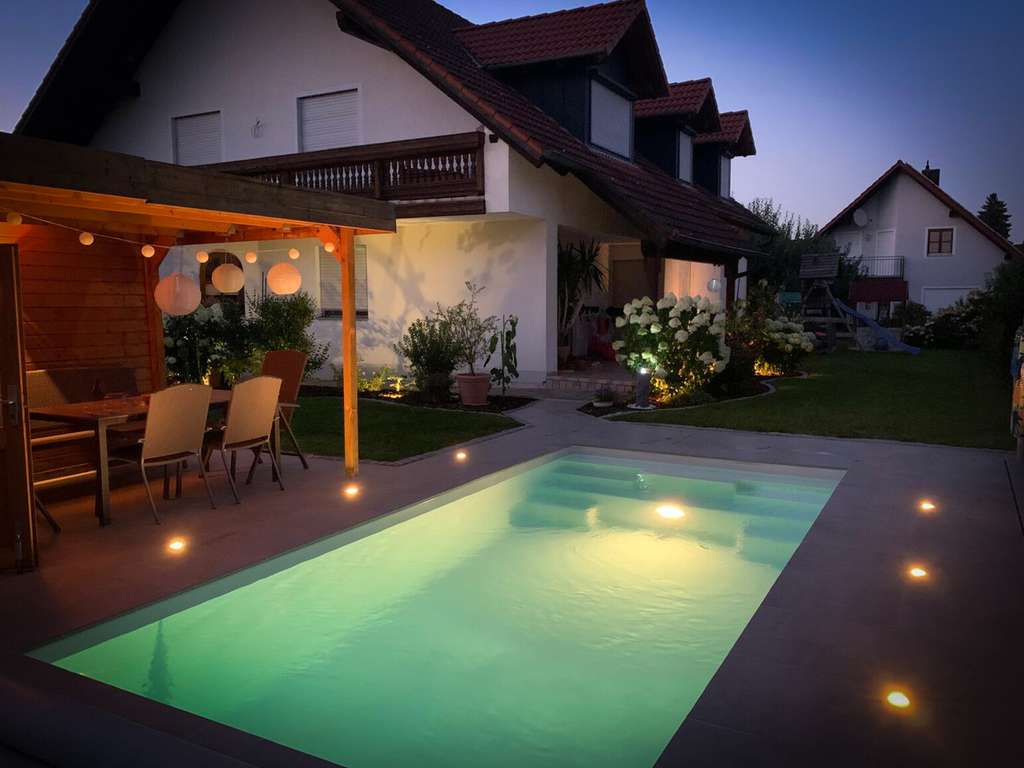 Immobilie in Riekofen - Großzügiges Familienidyll mit Pool und gehobener Ausstattung in ruhiger Lage von Sünching - Bild 2