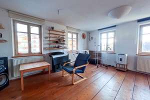 Großzügiges Landhaus in zentraler Dorflage von Holzhausen/Geisenhausen, Landkreis Landshut – Die vollständige Adresse der Immobilie erhältst du vom Anbieter., 84144 Geisenhausen – Vorschaubild 8