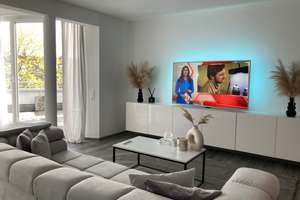 neuwertige 2,5-Zimmer-Wohnung, mit Einbauküche, große Terrasse