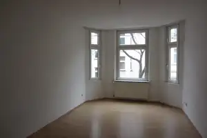 Schöne 2-Zimmer-Wohnung mit Balkon und Blick ins Grüne! – Kölner Straße 67 A, 45145 Essen – Vorschaubild 3