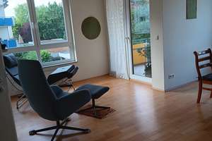 Helle 3-Zimmer -Wohnung mit Südost-Balkon und Stellplatz in Neuhermsheim