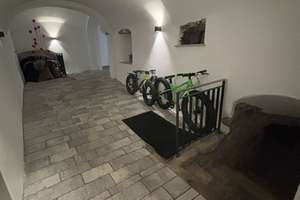 Wohnen & Vermieten: Historisches Stadthaus mit 5 Wohnungen im Herzen von Waldkirchen – Die vollständige Adresse der Immobilie erhältst du vom Anbieter., 94065 Waldkirchen – Vorschaubild 7