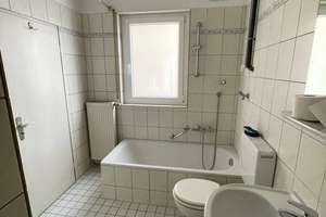 Helle, geräumige drei Zimmer Wohnung mit Balkon in Karlsruhe, Weststadt – Yorckstraße 29, 76137 Weststadt, Karlsruhe – Vorschaubild 7
