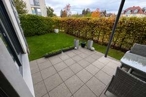 Zentrale EG Wohnung mit Garten & Balkon - inklusive Einbauküche – Die vollständige Adresse der Immobilie erhältst du vom Anbieter., 81827 Waldtrudering, München – Vorschaubild 1