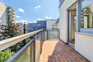 Zentrale 3,5-Zimmer-Wohnung mit Grünblick und zwei sonnigen Balkonen – Die vollständige Adresse der Immobilie erhältst du vom Anbieter., 70176 Feuersee, Stuttgart – Vorschaubild 6