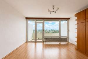 Leerstehendes Apartment mit Domblick und Balkon in direkter Rheinnähe – Die vollständige Adresse der Immobilie erhältst du vom Anbieter., 51105 Poll, Köln – Vorschaubild 2
