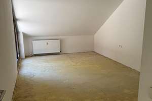 Sanierte 3-Zimmer-Dachgeschosswohnung mit Dachterrasse und Tiefgaragenplatz – Spitalstraße 10, 74177 Bad Friedrichshall – Vorschaubild 8