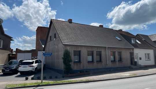 Bild von Modernisiertes Einfamilienhaus mit Einliegerwohnung