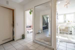 Gepflegte 3-Zi.-DG-Wohnung: Solide Kapitalanlage oder neues Eigenheim (Bezugsfrei nach Absprache) – Die vollständige Adresse der Immobilie erhältst du vom Anbieter., 41236 Grenzland-Stadion, Mönchengladbach – Vorschaubild 2