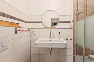 Altstadtnah & modern –                  2-Zimmer-Wohnung an der Trave – 23564 Sankt Jürgen, Lübeck – Vorschaubild 13