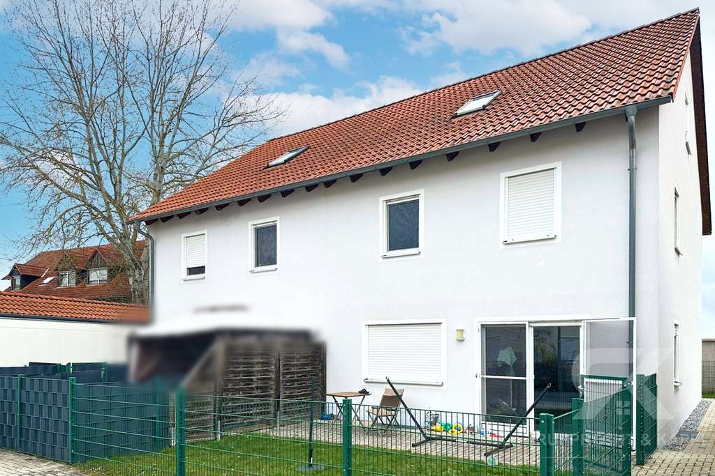 Immobilie in Vilseck - Moderne und renovierte Doppelhaushälfte mit 5 Schlafzimmern, Garage und 2 Bäder in Vilseck - Bild 1