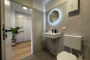 Bezugsfrei & frisch saniert: 2-Z.-Wohnung mit Balkon, Aufzug, Keller & Stellplatz im Bonner Zentrum! – Dorotheenstraße 108, 53111 Nordstadt, Bonn – Vorschaubild 6