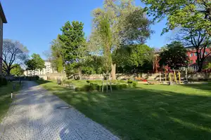 Property thumbnail 36