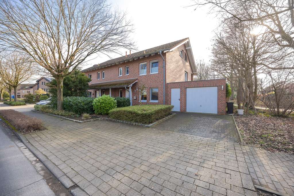 Immobilie in Ostbevern - Attraktive Doppelhaushälfte in ruhiger Lage - Bild 0