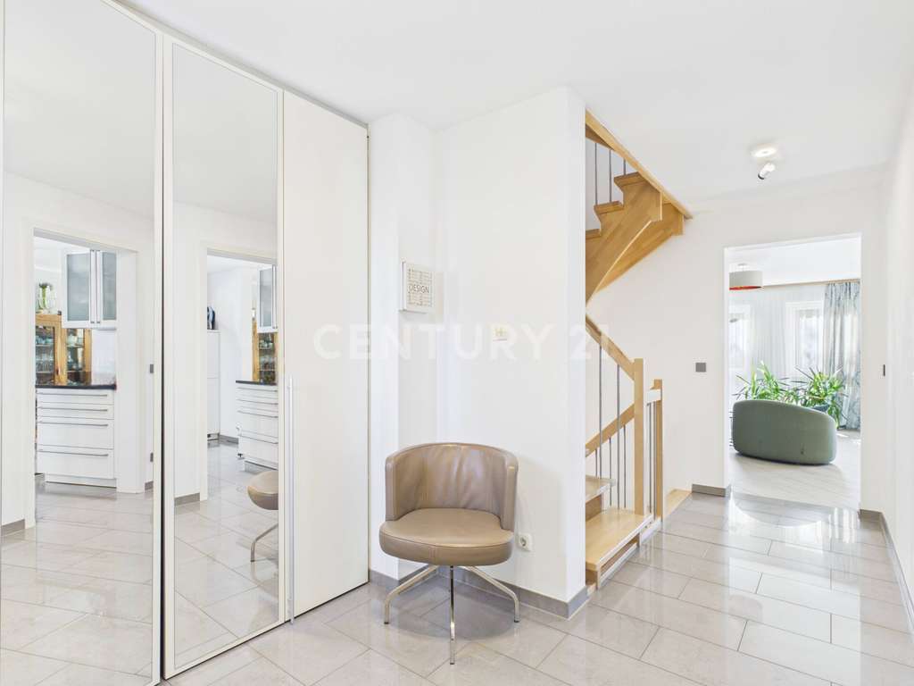 Immobilie in Putzbrunn - Ein Zuhause der Extraklasse – stilvoll, smart und kompromisslos hochwertig - Bild 2