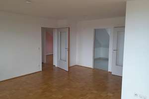 Lichtdurchflutete 4-Zimmer-Familienwohnung – 97084 Heuchelhof, Würzburg – Vorschaubild 3