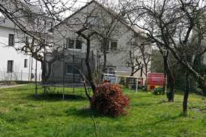 4 Familienhaus ca. 260 m² Wfl. 9 Ar Grundstck., 2 Garagen in ruhiger Wohnl. mit herrl. Aussicht – Pforzheim – Vorschaubild 2