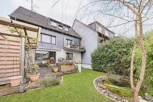 Wunderschönes, gepflegtes Mehrfamilienhaus zentral in Gevelsberg zu verkaufen – Die vollständige Adresse der Immobilie erhältst du vom Anbieter., 58285 Gevelsberg – Vorschaubild 2