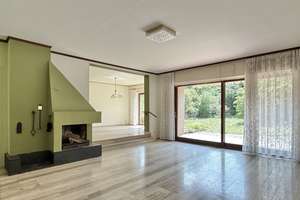 Solides & großzügiges Architektenhaus mit schönem Garten in reizvoller Wohnlage – Die vollständige Adresse der Immobilie erhältst du vom Anbieter., 30938 Burgwedel – Vorschaubild 7