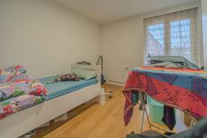 Solide Kapitalanlage: Vermietete 2-Zimmer-Wohnung mit Balkon in Mannheim - realunis – Mittelstraße 142, 68169 Neckarstadt-West, Mannheim – Vorschaubild 3