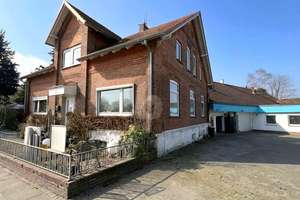 MASSIVES HAUS MIT WERKSTATT UND STELLFLÄCHEN – Die vollständige Adresse der Immobilie erhältst du vom Anbieter., 27211 Bassum – Vorschaubild 1