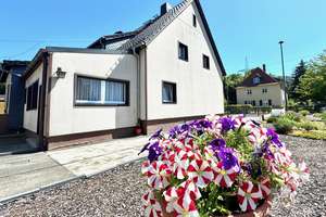 Doppelhaushälfte in Radebeul mit großem Nebengelass und viel Potential – Die vollständige Adresse der Immobilie erhältst du vom Anbieter., 1445 Radebeul – Vorschaubild 18