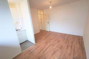 Top 2 Zi-Whg, 2 Balkone, EBK, TG, hochwertig, prov.-frei – Eintrachtstr. 6, 81541 Obergiesing, München – Vorschaubild 2