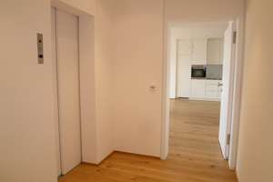 Top ausgestattete 2-Zi.-Wohnung mit Terrasse und Ausblick in Halbhöhenlage – Die vollständige Adresse der Immobilie erhältst du vom Anbieter., 70174 Relenberg, Stuttgart – Vorschaubild 10
