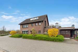 Arbeiten und Wohnen unter einem Dach.
Kleine Hotelimmobilie vor den Toren Wegbergs – Heinsberg (Kreis) – Vorschaubild 3