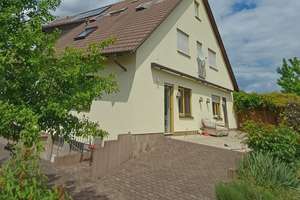Familienfreundliches Mehrfamilienhaus mit 330 m² Wohnfläche in Fürth  OHNE MAKLER-Gebühr  – Die vollständige Adresse der Immobilie erhältst du vom Anbieter., 90766 Schwand, Eigenes Heim, Fürth – Vorschaubild 3